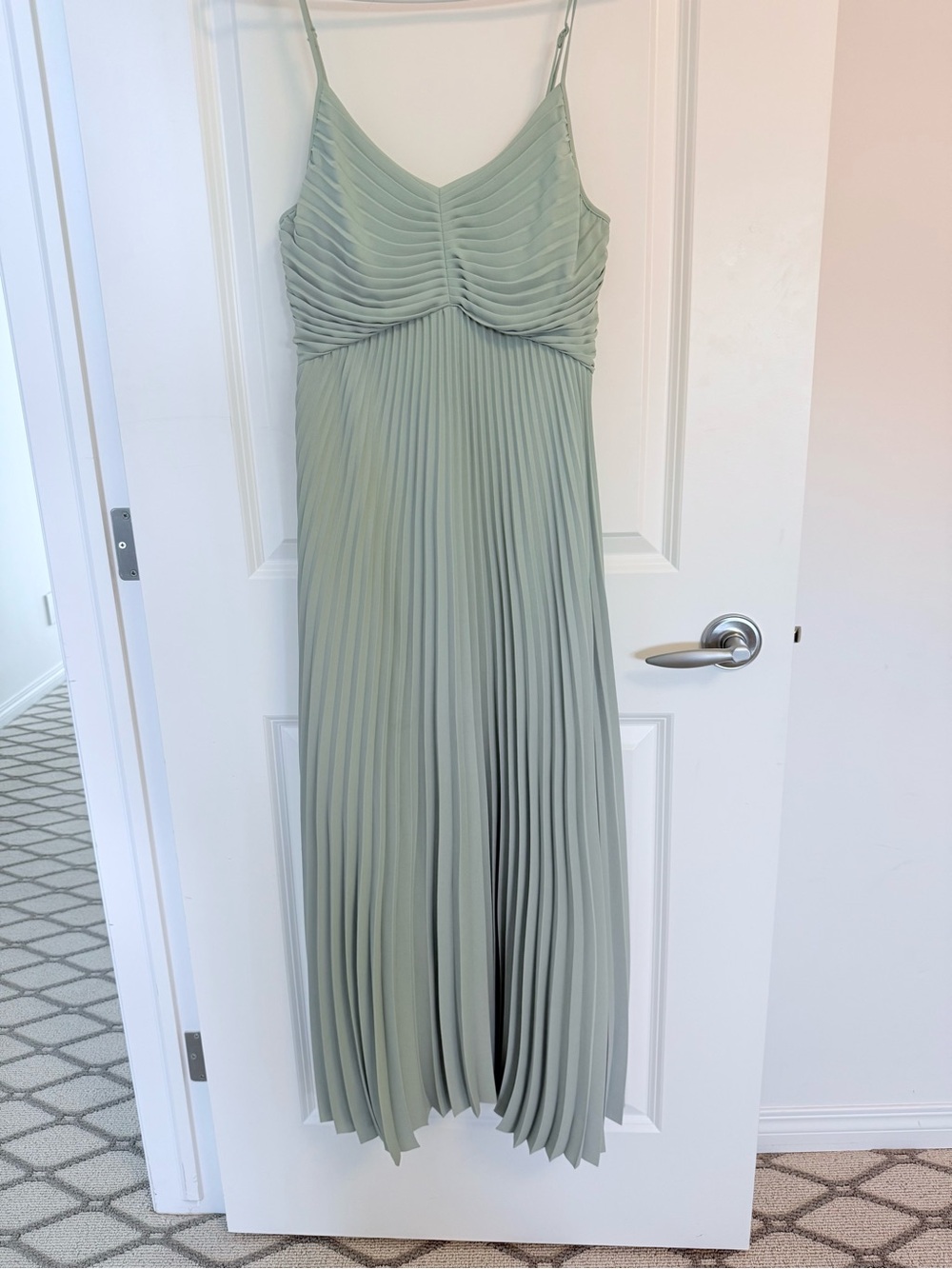 Aritzia Babaton Celebrate Dress Terrace Sage Pleated Maxi | Size 4 - Picture 3 of 7